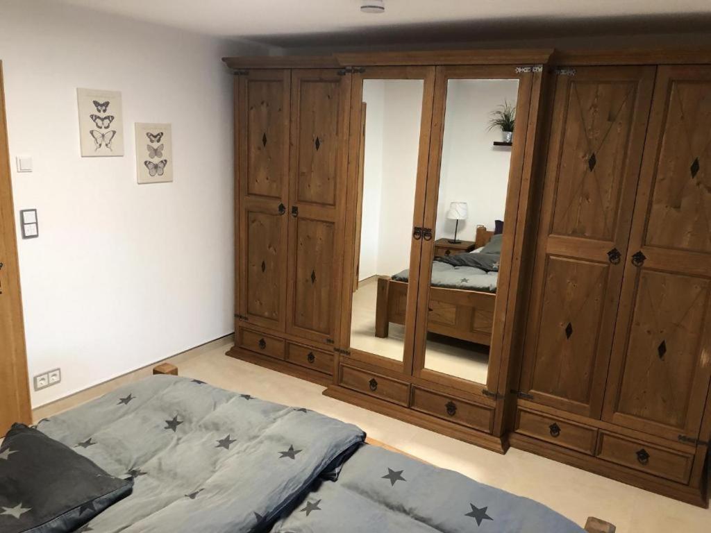 Ferienwohnung Weibhauser ビショフスヴィーゼン エクステリア 写真